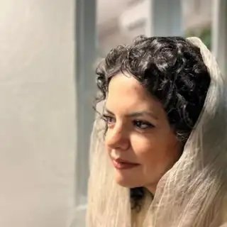 نعیمه عطامنش سیم کارت سفید